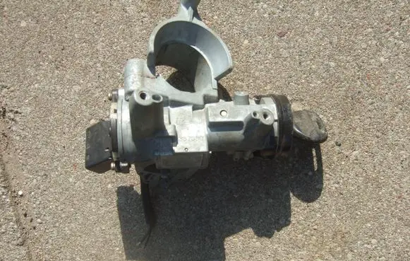 Mitsubishi Galant Ignition lock 387380