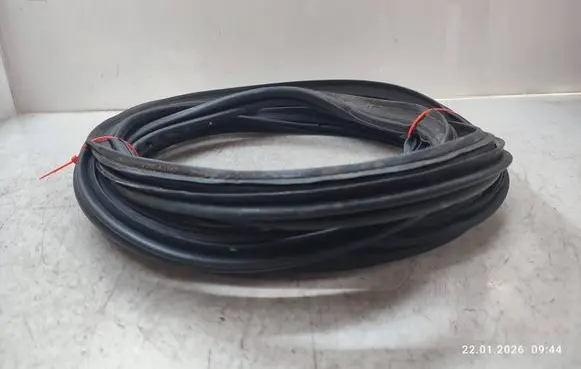 Lexus RX 450H Trunk rubber seal (body) 