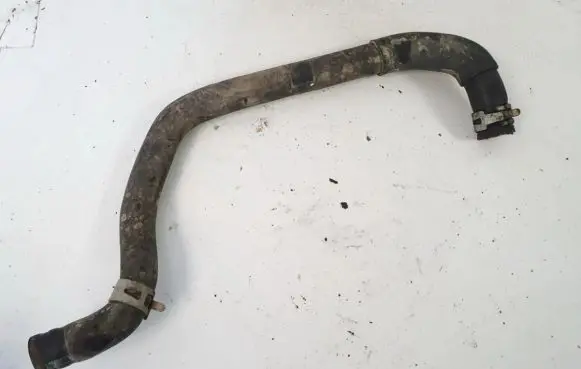 Toyota Avensis T220 Engine coolant pipe/hose