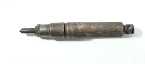Audi A6 S6 C4 4A Fuel injector 046130201F