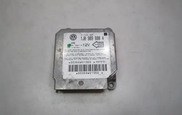 Volkswagen Golf III Airbag control unit/module 1J0909608A 5WK41541A