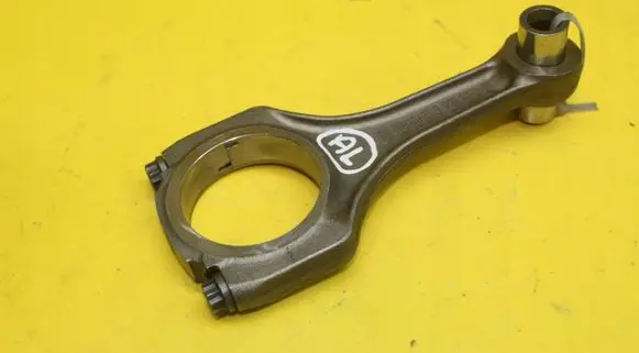 BMW 3 E92 E93 Piston with connecting rod