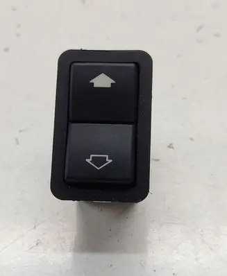 BMW 5 E39 Electric window control switch 8368974