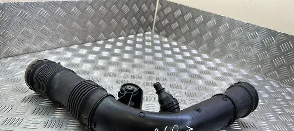 Volvo S90, V90 Air intake duct part 31657341