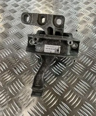 Volkswagen T-Roc Engine mount vacuum valve 5Q0199262DM