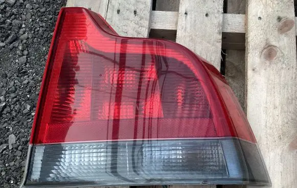 Volvo S60 Rear/tail lights 8664082 8664080