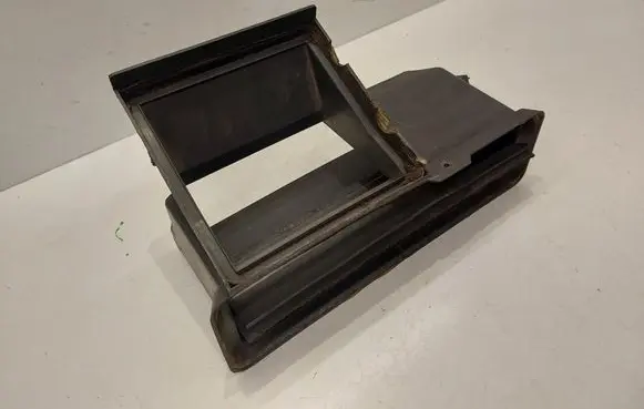 Air filter box