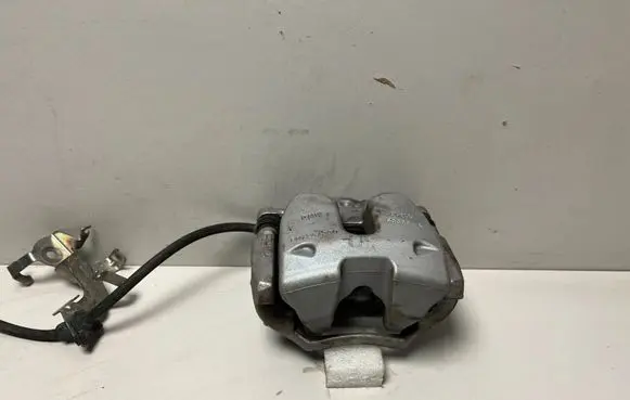 BMW 3 G20 G21 Front brake caliper 6872799 6882255