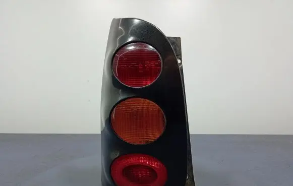 Smart ForTwo I Rear/tail lights 0001959V002