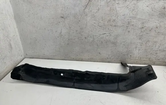 Audi A5 8T 8F Fender end trim 8T0821112A