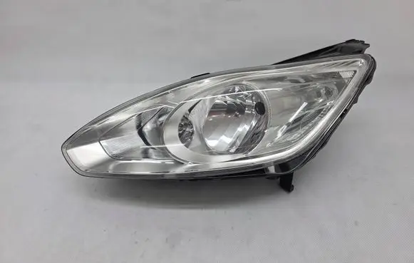 Ford Focus C-MAX Headlight/headlamp AM5113W030AF SPM5113W030AF