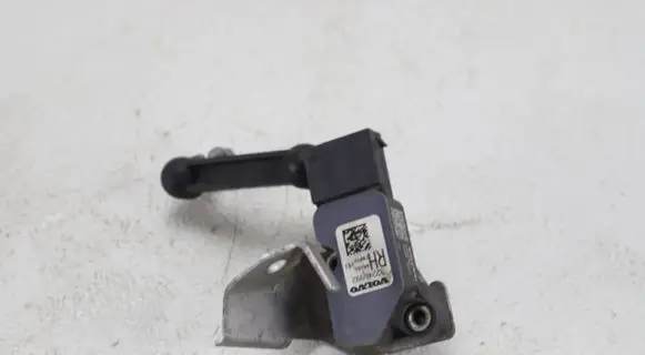 Volvo XC60 Headlight/headlamp level sensor 32246992
