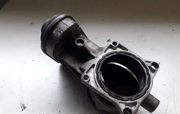Volkswagen Phaeton Engine shut-off valve 