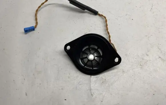 BMW 5 F10 F11 Panel speaker 9184795