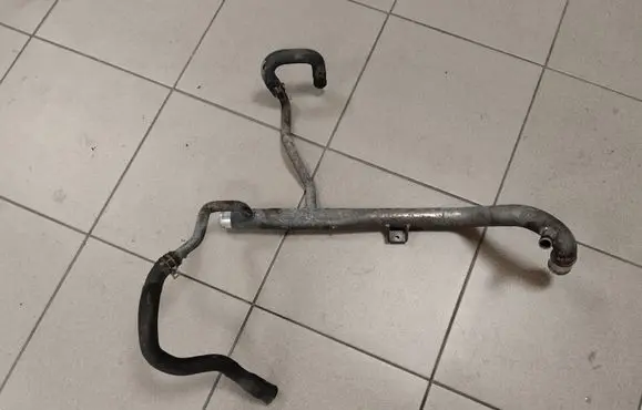Volvo C30 Engine coolant pipe/hose 3M5H8274EF