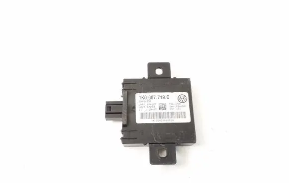 Audi A3 S3 8P Alarm control unit/module 1K0907719C