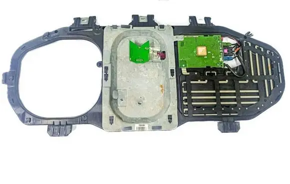 Mercedes-Benz R W251 Aerial antenna amplifier A2518202275 28024813 28044931