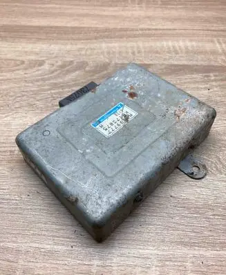 Mitsubishi Pajero Engine control unit/module ECU MC899777 K8T73075
