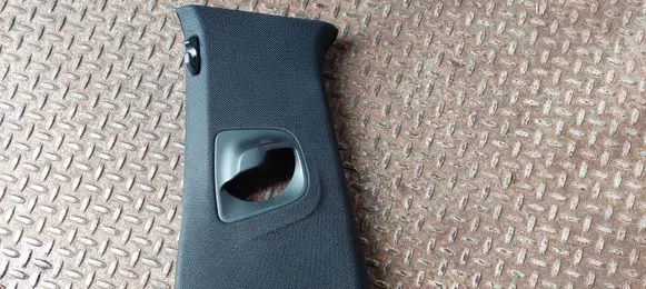 (B) pillar trim (top)