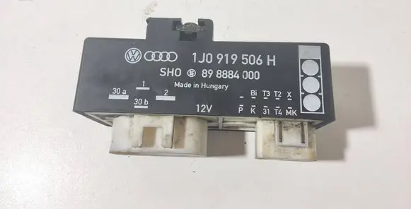 Audi A3 S3 8L Coolant fan relay 1J0919506H 898884000 BTT3T2