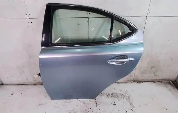 Lexus IS 220D-250-350 Rear door
