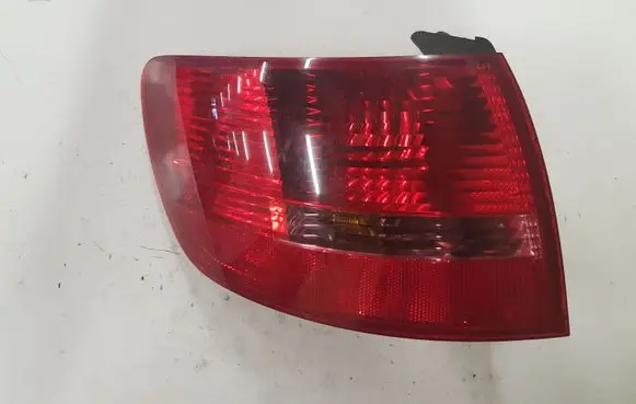 Audi A6 S6 C6 4F Rear/tail lights 89034302 89033806 89037046