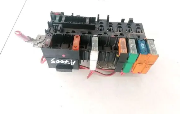Renault Scenic I Fuse box set 7703497782B