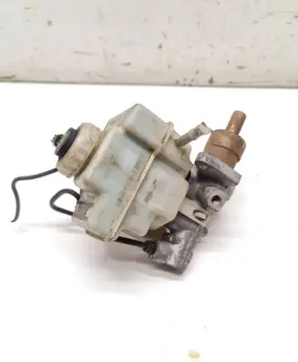 Master brake cylinder