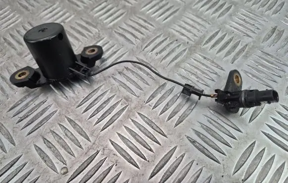 Mercedes-Benz C W204 Oil level sensor A0011531132