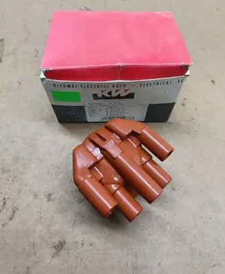 Peugeot 309 Spark distributor cap 806124 1235522332 9405941328