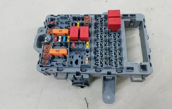 Fuse box set