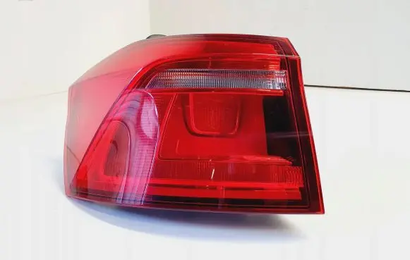 Volkswagen Golf VII Rear/tail lights 510945095R