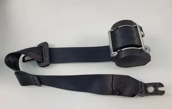 Volkswagen Golf VII Rear seatbelt 621102200
