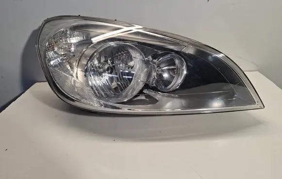Volvo V60 Headlight/headlamp 31383067 89907382