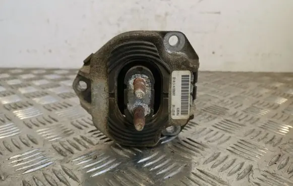 Jeep Grand Cherokee Gearbox mount 68103111AB