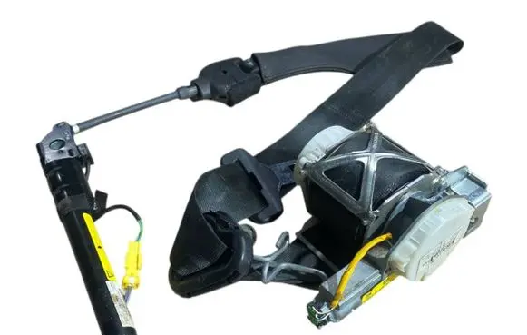 Fiat 500L Front seatbelt 34137115A 34130793B 34133033D