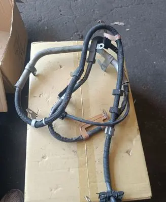 Mercedes-Benz E W212 Positive cable (battery) 