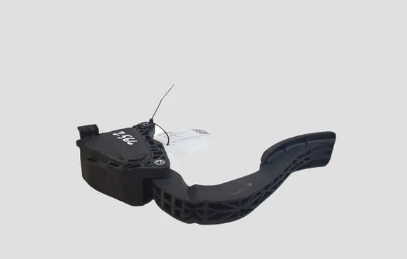 Renault Express Accelerator throttle pedal 180109176R