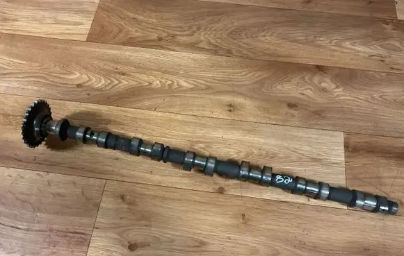 BMW 5 E39 Camshaft 2246745