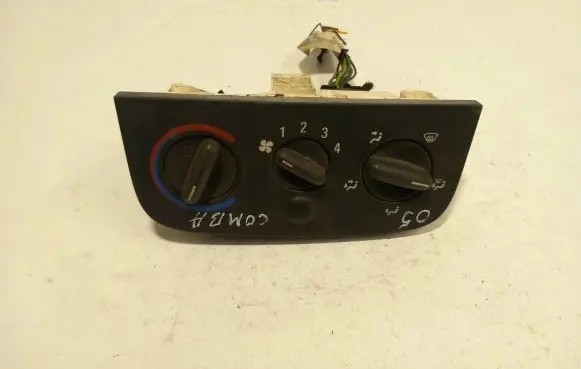Opel Combo C Climate control unit