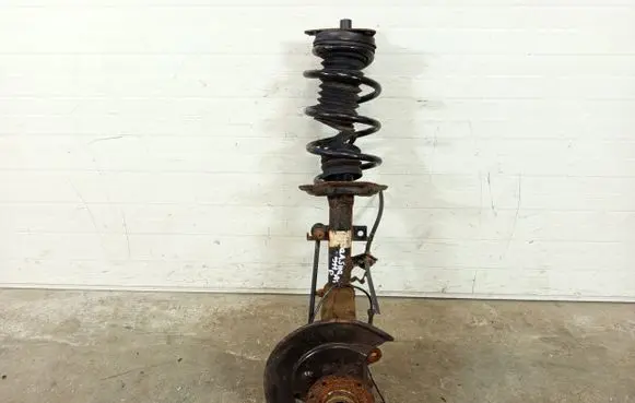 Nissan Qashqai Front wheel hub spindle knuckle