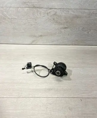 BMW 3 E90 E91 Tailgate exterior lock 7167321 10862510