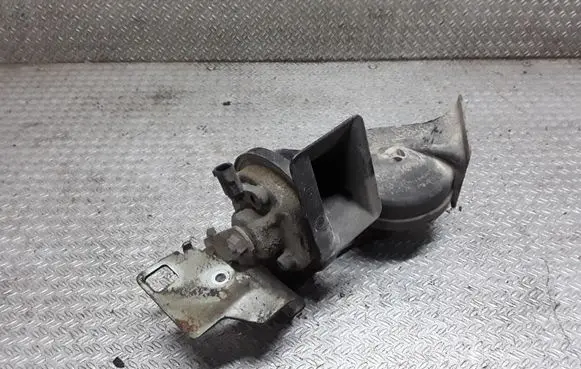 BMW 5 E60 E61 Horn signal 0092018