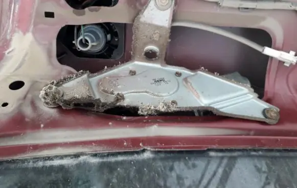Mazda 626 Rear window wiper motor