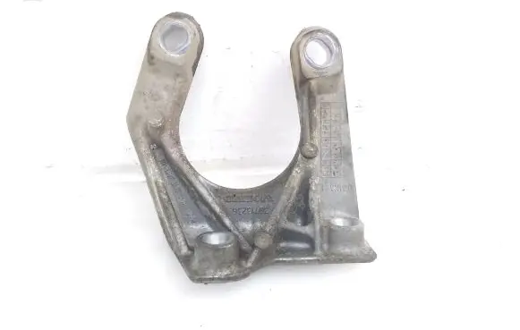 Volvo XC60 Front differential bracket 30713236