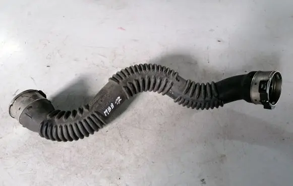 Mercedes-Benz B W246 W242 Intercooler hose/pipe A2465200001