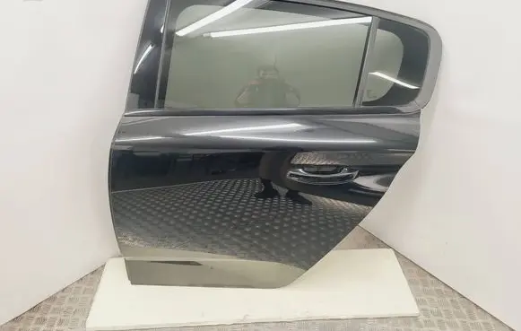 Peugeot 308 Rear door