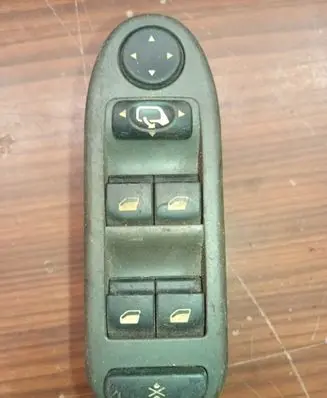 Citroen C5 Electric window control switch 96332289zj