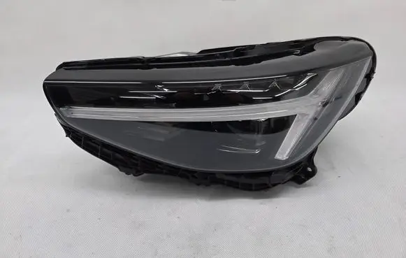 Volvo XC40 Headlight/headlamp 32140402 SP32140402