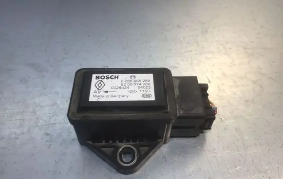 Renault Megane II Airbag deployment crash/impact sensor 0265005259 8200074266
